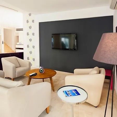 Ege Tulip 酒店 Çeşme